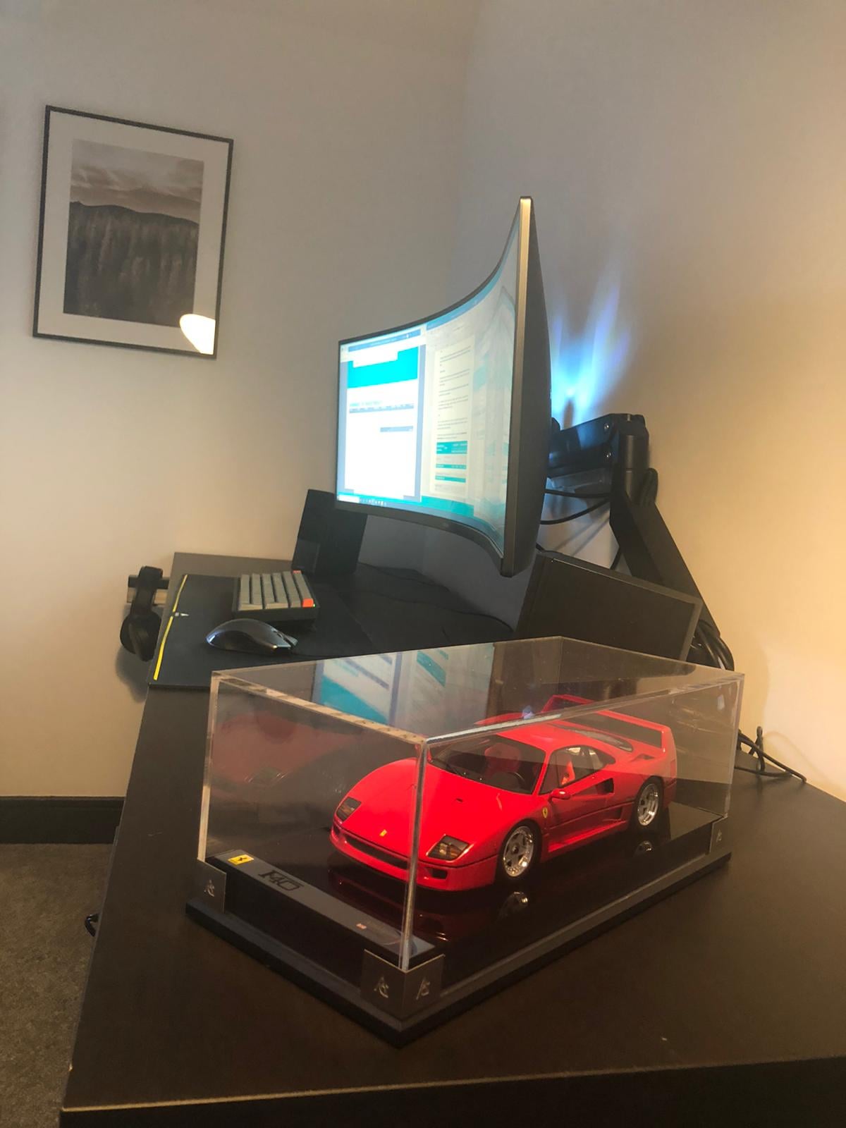 Best Monitor Arms for Heavy Ultrawides (UK)